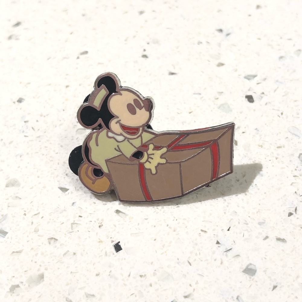 🐭 Disney Pin | Mickey Mouse Postal Worker